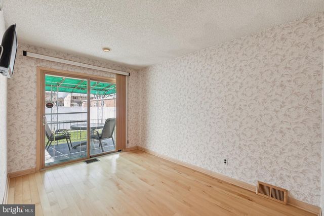 1928 KENTWOOD ST, Philadelphia, PA 19116