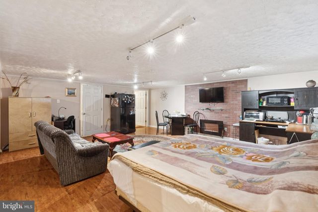 1928 KENTWOOD ST, Philadelphia, PA 19116