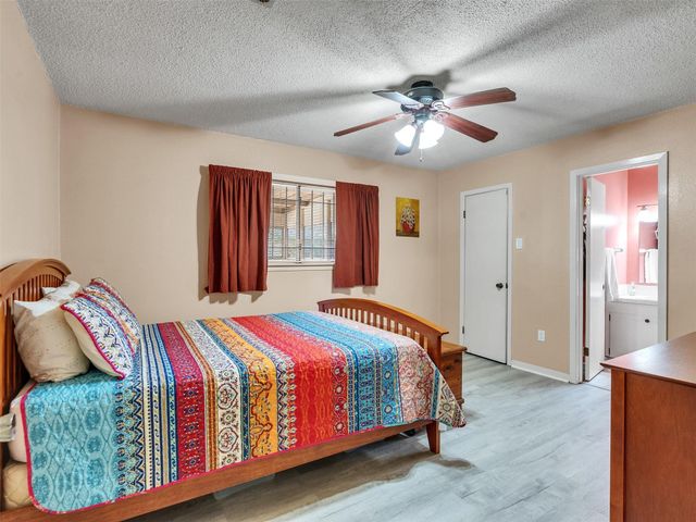 231 San Fernando Drive, Houston, TX 77060