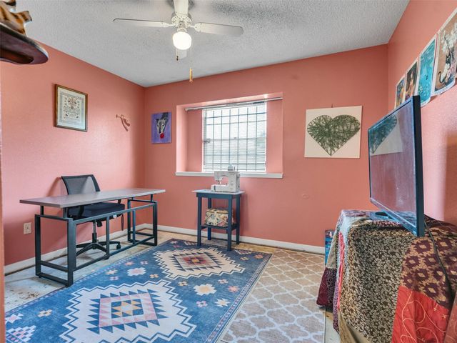 231 San Fernando Drive, Houston, TX 77060