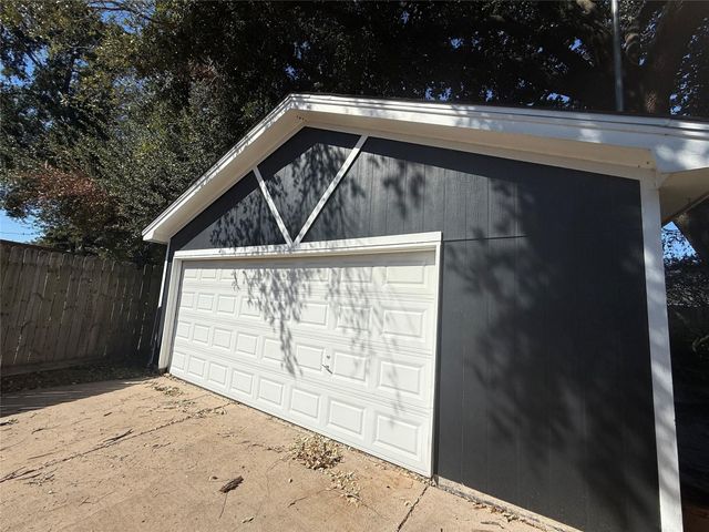 231 San Fernando Drive, Houston, TX 77060