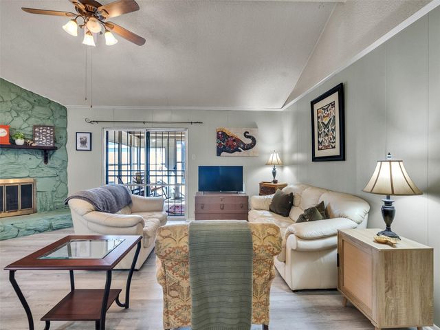 231 San Fernando Drive, Houston, TX 77060