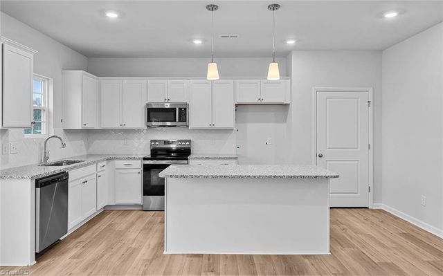 196 Rock Cress Drive, Lexington, NC 27295