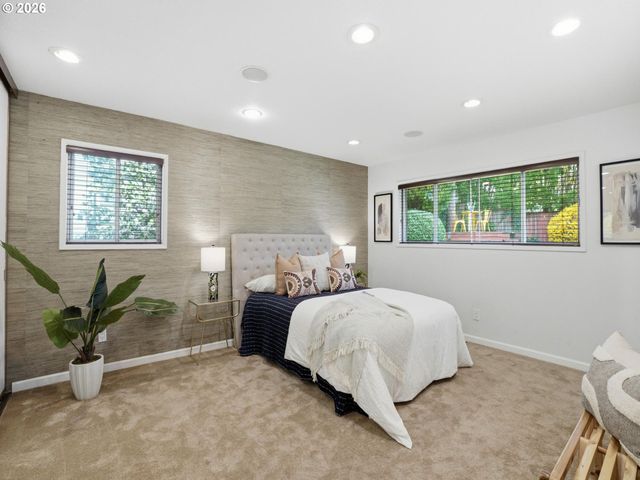 4148 Sw 43RD Ave, Portland, OR 97221