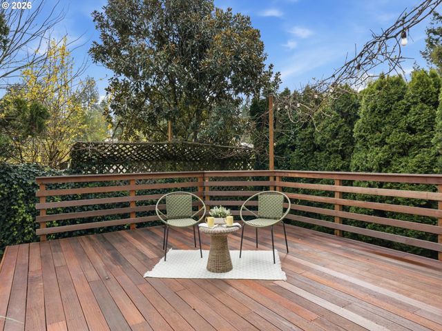 4148 Sw 43RD Ave, Portland, OR 97221