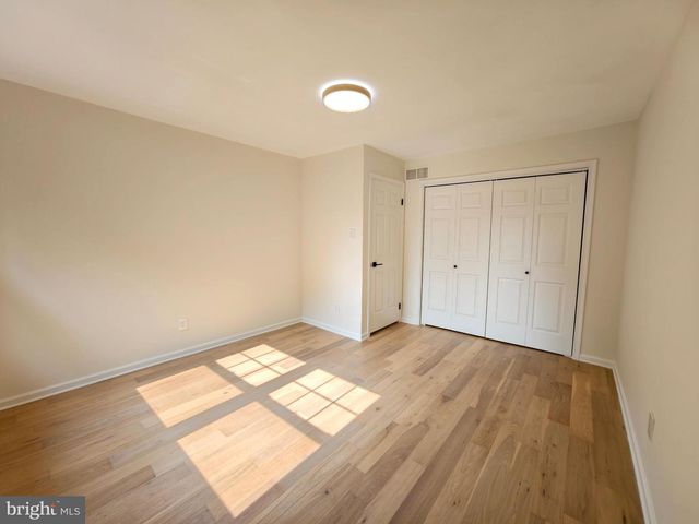 657 N WALES RD, North Wales, PA 19454