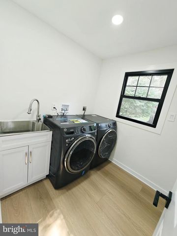 657 N WALES RD, North Wales, PA 19454