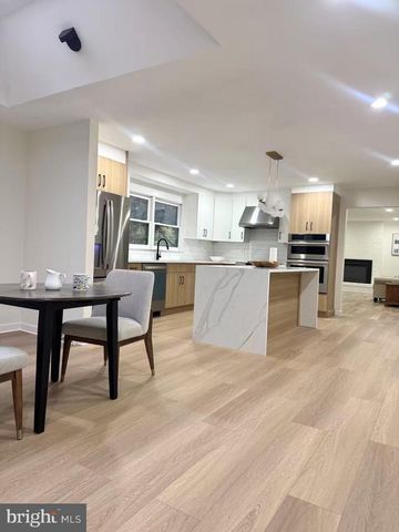 657 N WALES RD, North Wales, PA 19454