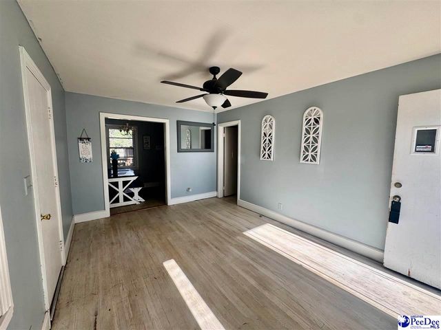 504 W Mullins St, Marion, SC 29571