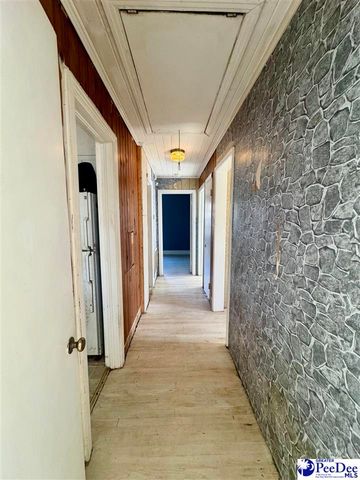 504 W Mullins St, Marion, SC 29571