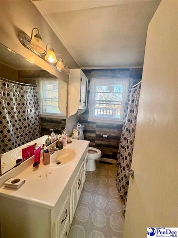 504 W Mullins St, Marion, SC 29571