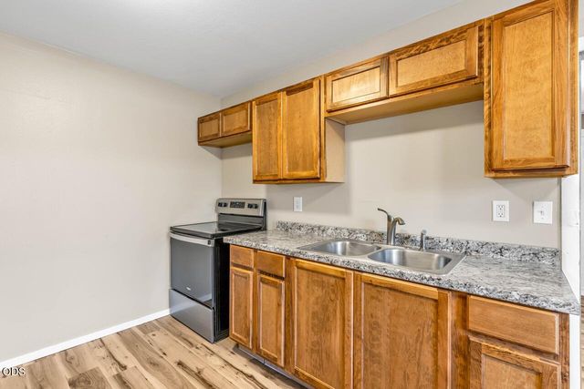 506 W Clark Street, Medford, OR 97501