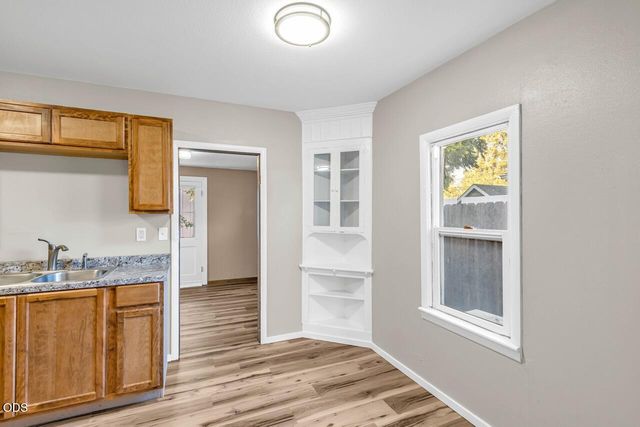 506 W Clark Street, Medford, OR 97501