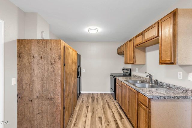 506 W Clark Street, Medford, OR 97501