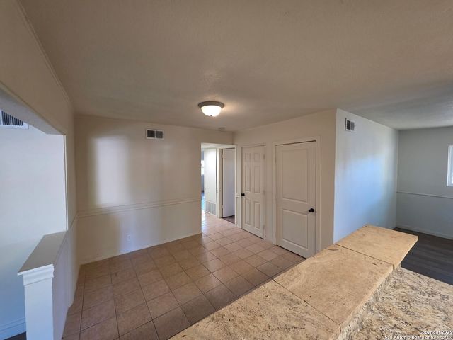 122 Garden Valley, San Antonio, TX 78227