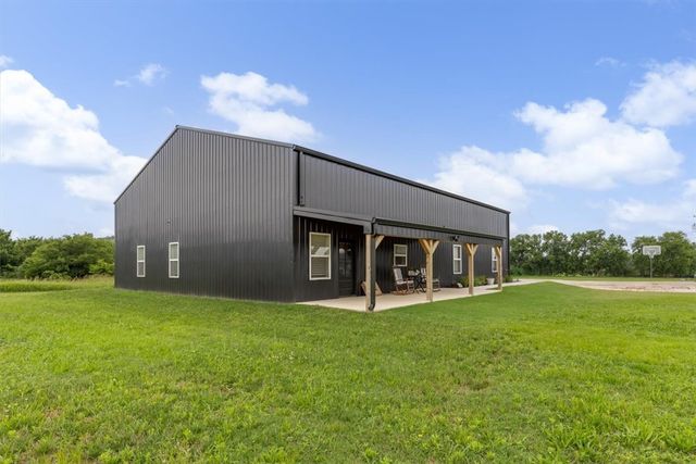15905, 15965 and 15967 Ditmars Road, Prairie Grove, AR 72753