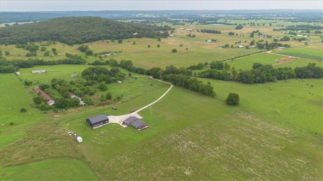 15905, 15965 and 15967 Ditmars Road, Prairie Grove, AR 72753