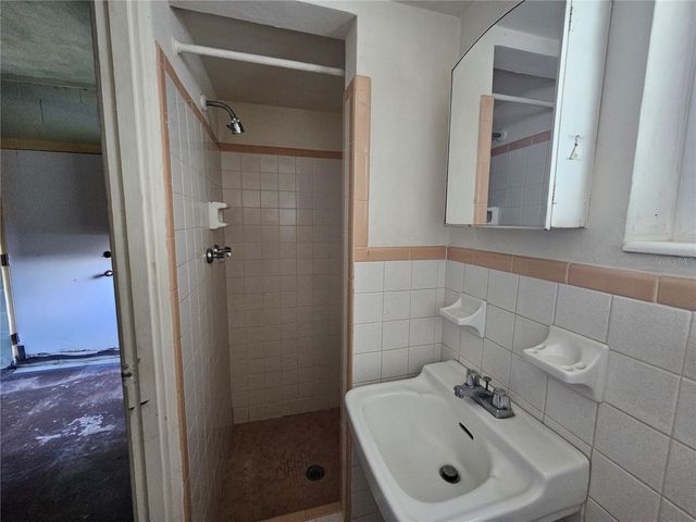 3155 55TH STREET N, St Petersburg, FL 33710