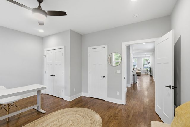 2141B Burns St, Nashville, TN 37216