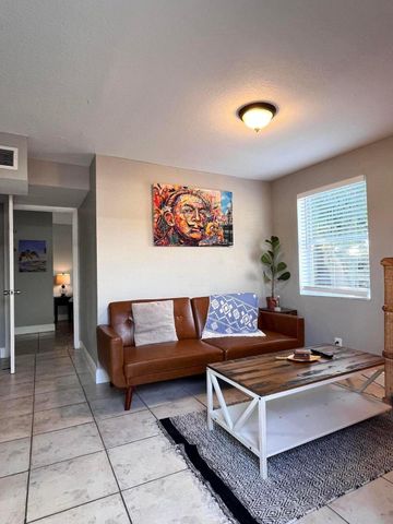 118 SW 12th Avenue, Delray Beach, FL 33444