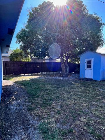 118 SW 12th Avenue, Delray Beach, FL 33444