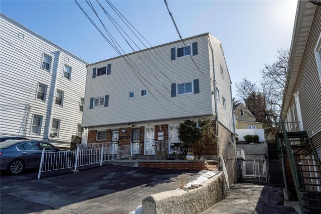 34 Lockwood Avenue, Yonkers, NY 10701