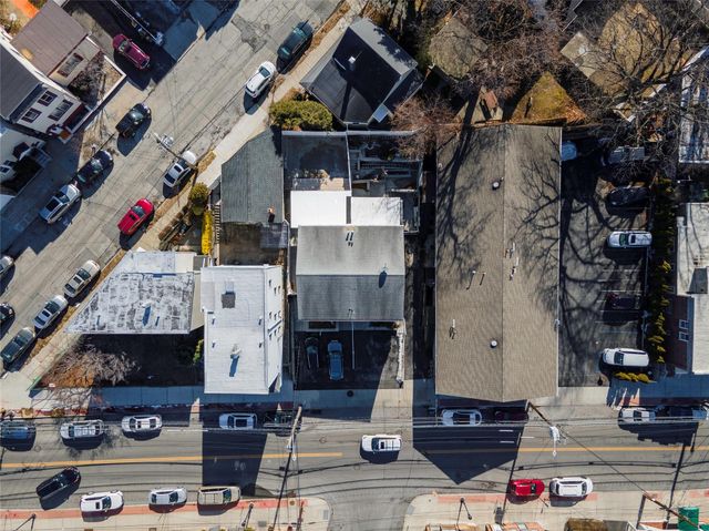 34 Lockwood Avenue, Yonkers, NY 10701