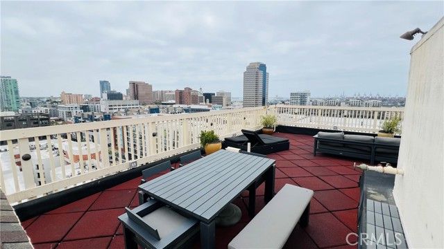 315 W 3rd Street 711, Long Beach, CA 90802