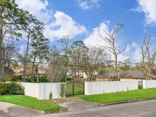 5210 Woodway Drive, Houston, TX 77056