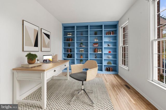 15 CASTLEWALL CT, Lutherville Timonium, MD 21093