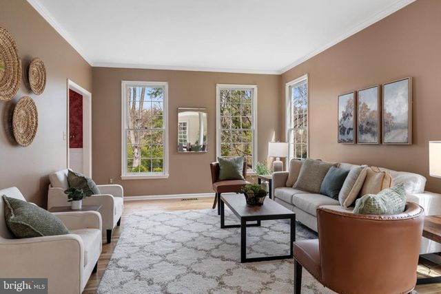 15 CASTLEWALL CT, Lutherville Timonium, MD 21093