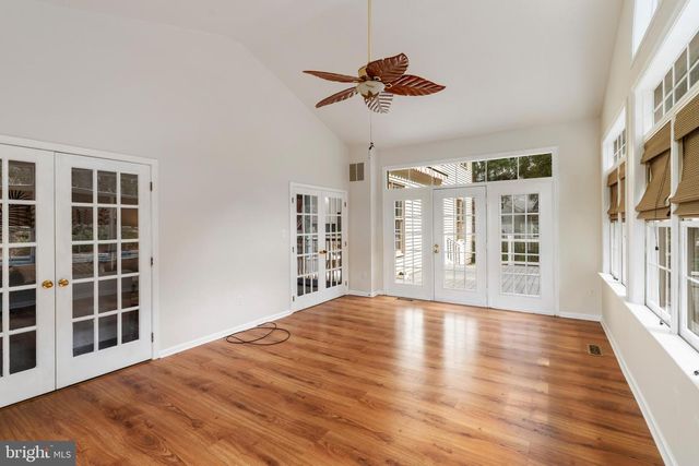 15 CASTLEWALL CT, Lutherville Timonium, MD 21093