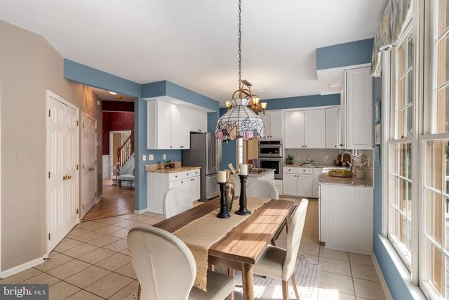 15 CASTLEWALL CT, Lutherville Timonium, MD 21093