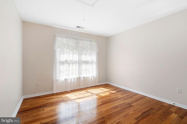 15 CASTLEWALL CT, Lutherville Timonium, MD 21093