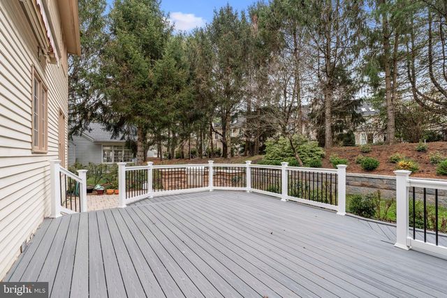 15 CASTLEWALL CT, Lutherville Timonium, MD 21093