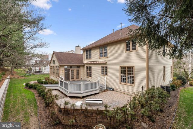 15 CASTLEWALL CT, Lutherville Timonium, MD 21093