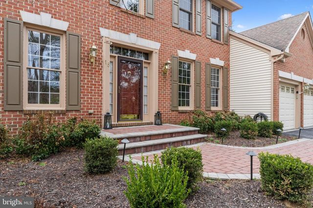 15 CASTLEWALL CT, Lutherville Timonium, MD 21093