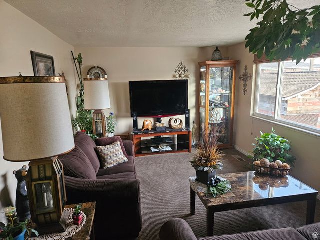 138 W GOLDEN AVE, Layton, UT 84041