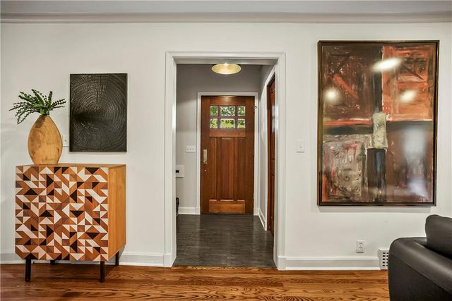 6230 Howe Drive, Fairway, KS 66205