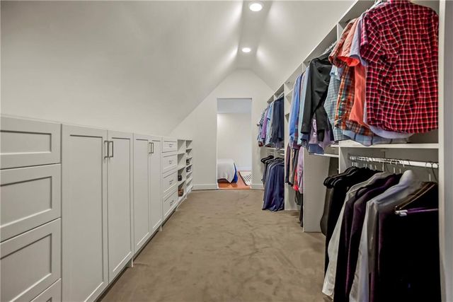 6230 Howe Drive, Fairway, KS 66205