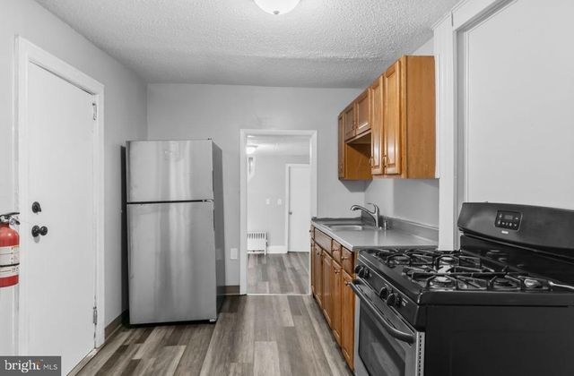49 BOND ST, Trenton, NJ 08618