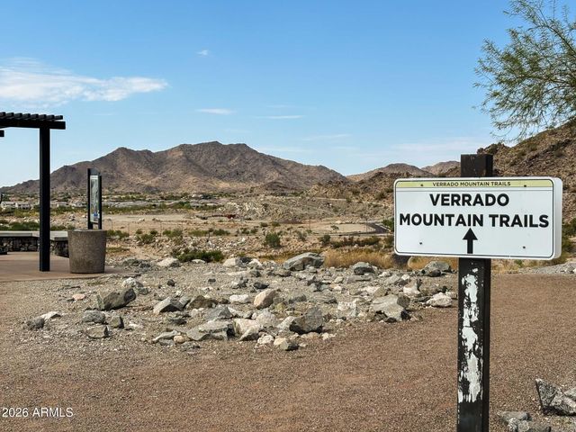 20756 W MEDLOCK Drive, Buckeye, AZ 85396