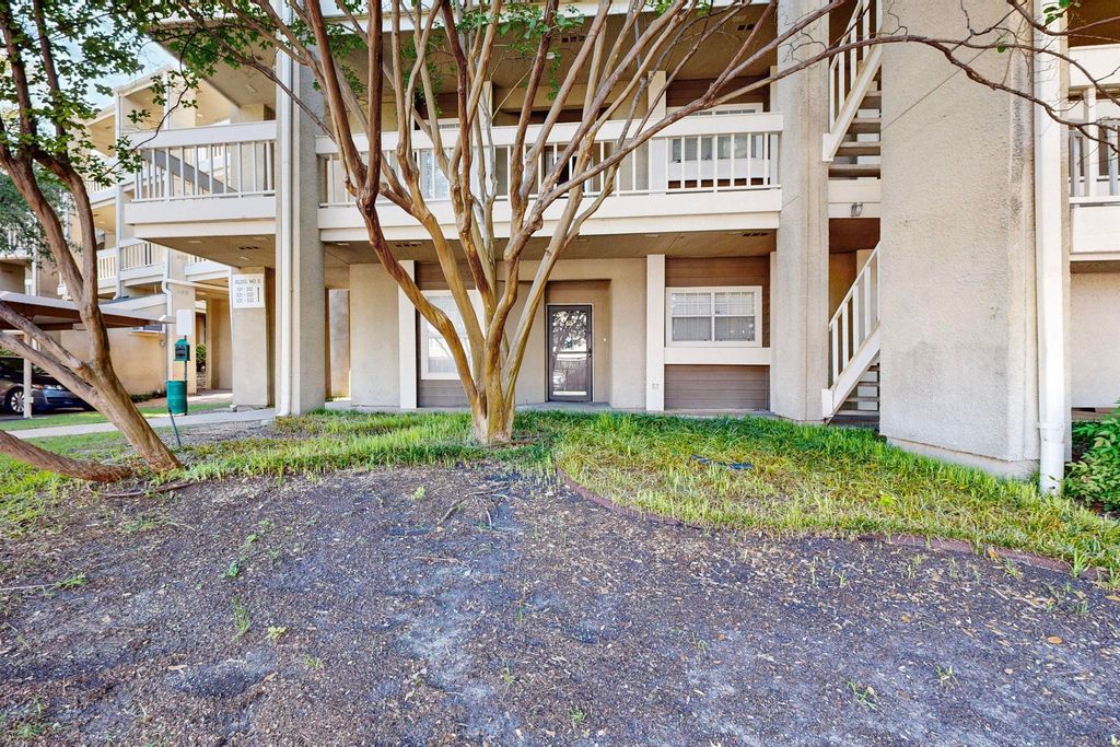 5310 Keller Springs Road 611, Dallas, TX 75248