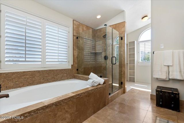 8697 Willow Green Circle, Sandy, UT 84093