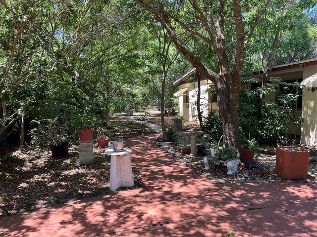 218 E PALMETTO STREET, Davenport, FL 33837