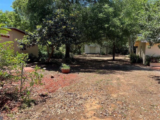 218 E PALMETTO STREET, Davenport, FL 33837