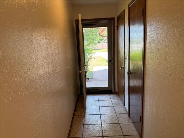 708 Wilkinson Drive, Moore, OK 73160