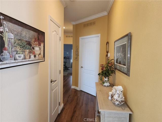 19361 Brookhurst 49, Huntington Beach, CA 92646