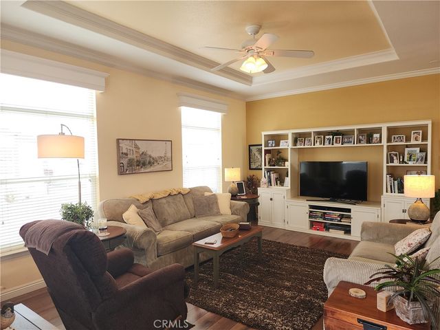 19361 Brookhurst 49, Huntington Beach, CA 92646
