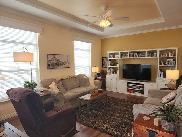 19361 Brookhurst 49, Huntington Beach, CA 92646